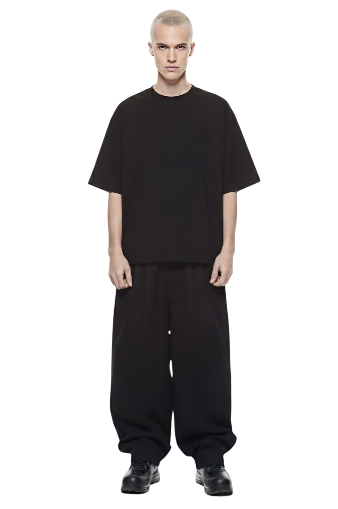 HEAVYWEIGHT CROPPED BOXY TEE - BLACK
