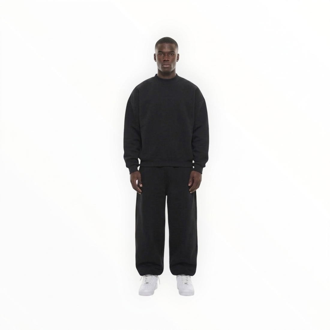 CORE SWEATSHIRT - BLACK