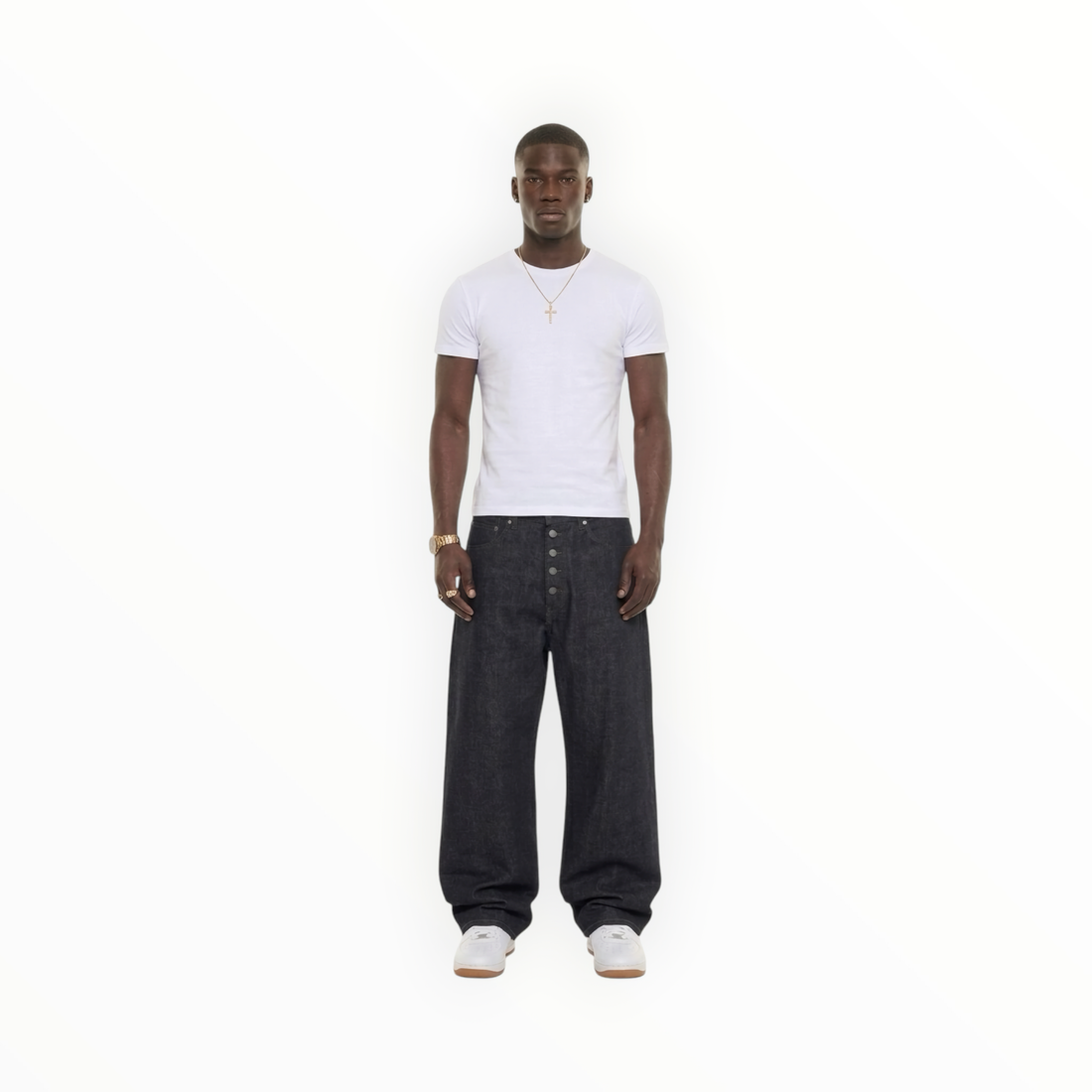 FITTED TEE - PURE WHITE